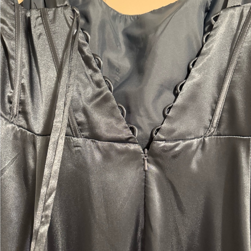 David's Bridal GALINA SIGNATURE
Charmeuse Basque Waist Tank Dress - Picture 5 of 11